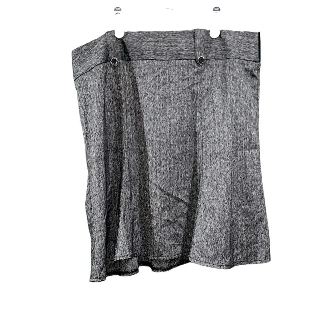 Maurice’s gray pencil skirt with stretch, size XL